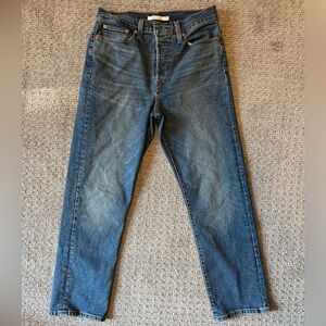Levis Wedgie Straight ankle jeans size 29